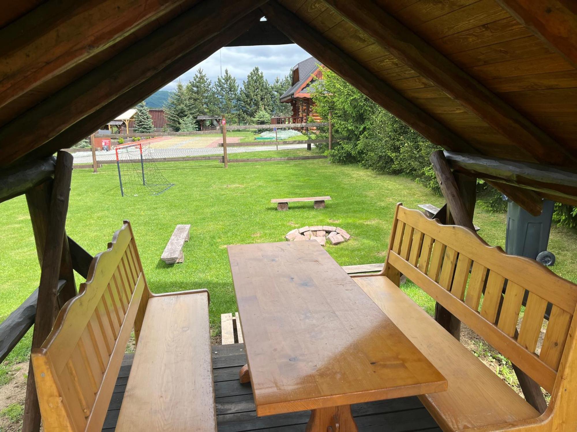 Camp Pacho Hotel Prievidza Exterior foto